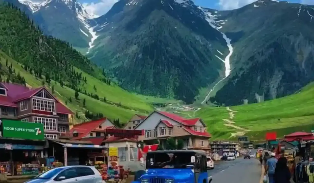 4 Days Naran & Sharan Forest Family Tour